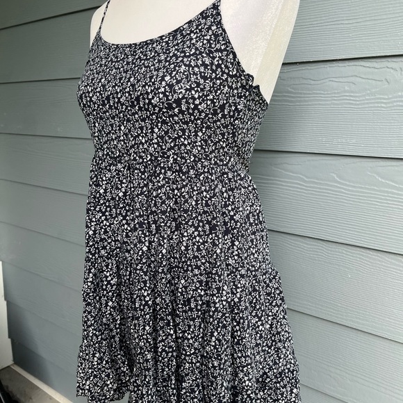 H&M Divided Backless Floral Spaghetti Strap Mini Dress 4 S - Picture 4 of 7